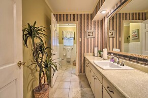 Spacious Memphis Home - Walk to Graceland