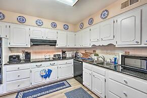 Spacious Memphis Home - Walk to Graceland