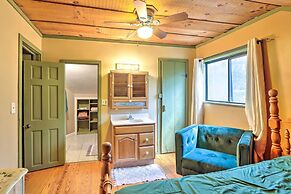 Charming Cottage w/ Deck in Blue Ridge!