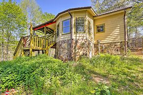 Charming Cottage w/ Deck in Blue Ridge!