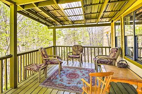 Charming Cottage w/ Deck in Blue Ridge!