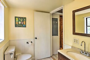 Charming Cottage w/ Deck in Blue Ridge!