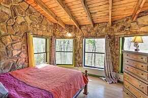 Charming Cottage w/ Deck in Blue Ridge!