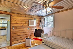 Charming Cottage w/ Deck in Blue Ridge!