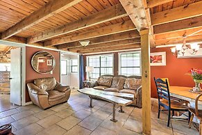 Charming Cottage w/ Deck in Blue Ridge!