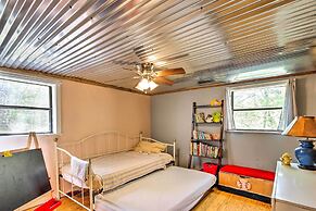 Charming Cottage w/ Deck in Blue Ridge!