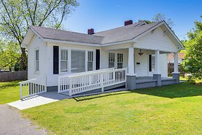 Main Street Home: 1 Mile to Callaway Gardens