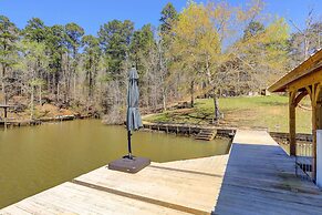 Sparta Home w/ On-site Lake Access!