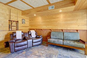 Sparta Home w/ On-site Lake Access!