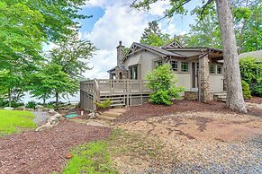 Waterfront Escape on Blue Ridge Lake w/ Dock!