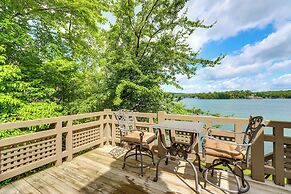 Waterfront Escape on Blue Ridge Lake w/ Dock!