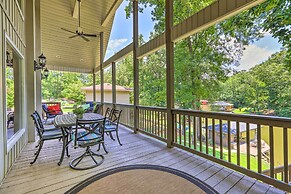 Waterfront Eatonton Escape w/ Private Hot Tub!