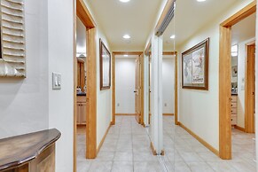 Condo Near Golf Club ~ 2 Mi to Vail Ski Resort!