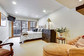 Condo Near Golf Club ~ 2 Mi to Vail Ski Resort!
