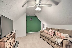 Fayetteville Retreat w/ Hot Tub & Fenced Yard