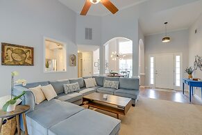 Fayetteville Retreat w/ Hot Tub & Fenced Yard