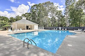 Fayetteville Retreat w/ Hot Tub & Fenced Yard