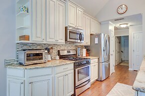 Fayetteville Retreat w/ Hot Tub & Fenced Yard