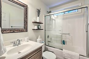 Fayetteville Retreat w/ Hot Tub & Fenced Yard