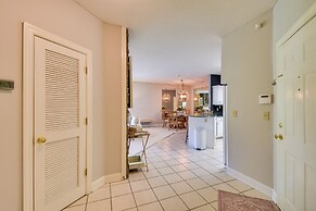 Kingwood Resort Condo w/ Golf Course Views!