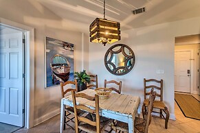 3rd-floor Riverfront Condo: Walk to Downtown Eats!