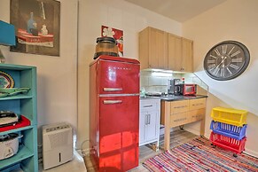 8 Mi to Stone Mountain Park: Lithonia Studio!