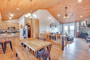 Lakemont Mountain Cabin w/ Game Room & Hot Tub!
