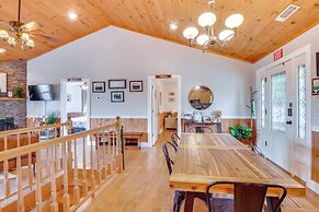 Lakemont Mountain Cabin w/ Game Room & Hot Tub!