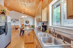 Lakemont Mountain Cabin w/ Game Room & Hot Tub!