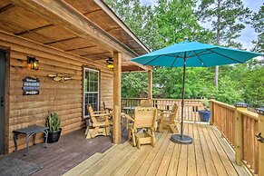 Quiet Tignall Getaway Near Lake w/ Boat Dock