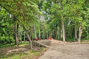 Quiet Tignall Getaway Near Lake w/ Boat Dock