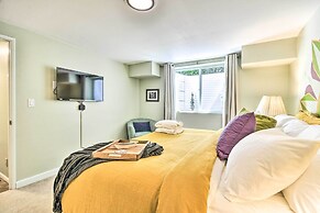 The Owls Nest w/ Hot Tub & Forest Views!