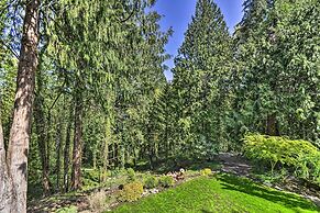 The Owls Nest w/ Hot Tub & Forest Views!