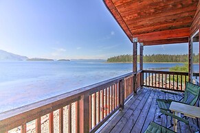 Waterfront Apt w/ Mtn View, Walk Into Town!