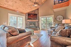 Riverfront Tallulah Falls Cabin w/ Hot Tub!