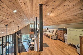 Riverfront Tallulah Falls Cabin w/ Hot Tub!