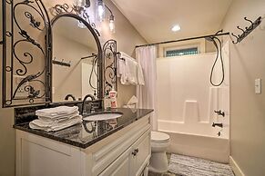 Riverfront Tallulah Falls Cabin w/ Hot Tub!