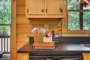 Dog-friendly Getaway With King Suites & Hot Tub!