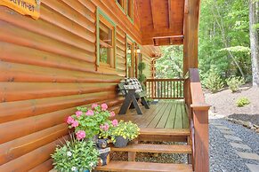 Dog-friendly Getaway With King Suites & Hot Tub!