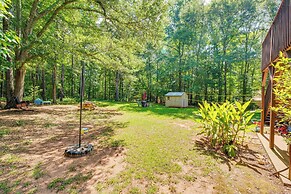 Covington Abode < 30 Mi to Stone Mtn Park!