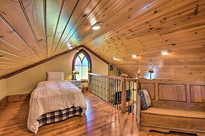 Clarkesville Ranch Cabin w/ Screened-in Porch!