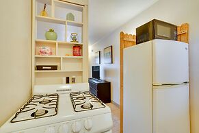 Budget-friendly Tucson Studio: 2 Mi to University!