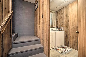 Hot Tub & Fire Pit: Pet-friendly Clayton Escape!