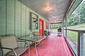 Hot Tub & Fire Pit: Pet-friendly Clayton Escape!