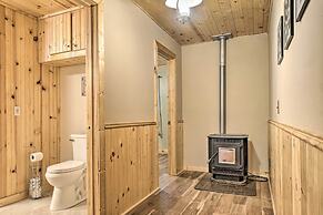 Hot Tub & Fire Pit: Pet-friendly Clayton Escape!