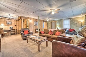 Hot Tub & Fire Pit: Pet-friendly Clayton Escape!