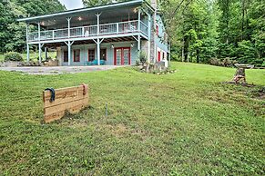 Hot Tub & Fire Pit: Pet-friendly Clayton Escape!