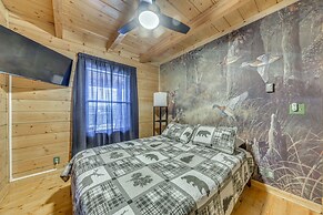 16 Mi to Ski Apache: Ruidoso Cabin Rental