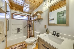 16 Mi to Ski Apache: Ruidoso Cabin Rental