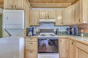 16 Mi to Ski Apache: Ruidoso Cabin Rental